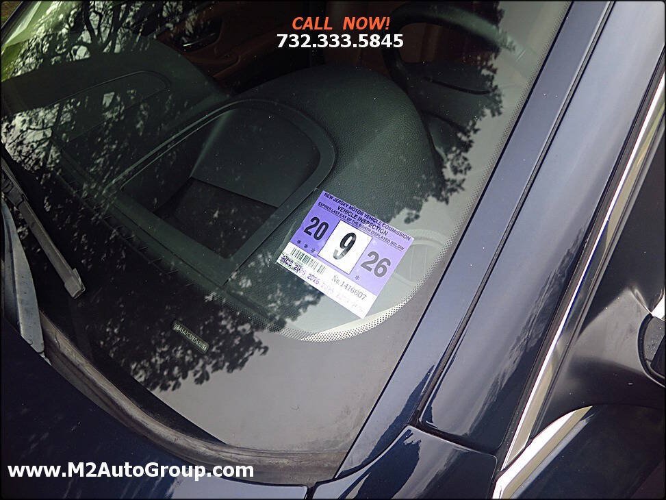 Used 2014 BMW 528i xDrive Sedan AWD/4WD image 7