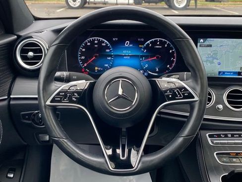 Used 2023 Mercedes-Benz E 350 4MATIC Sedan image 43