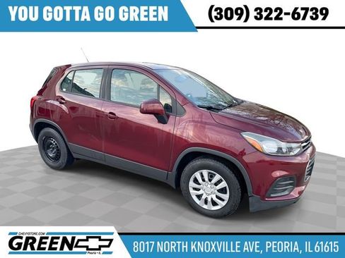 Used 2017 Chevrolet Trax LS image 1
