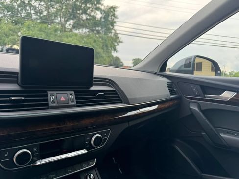 Used 2018 Audi Q5 2.0T Premium Plus AWD/4WD image 23