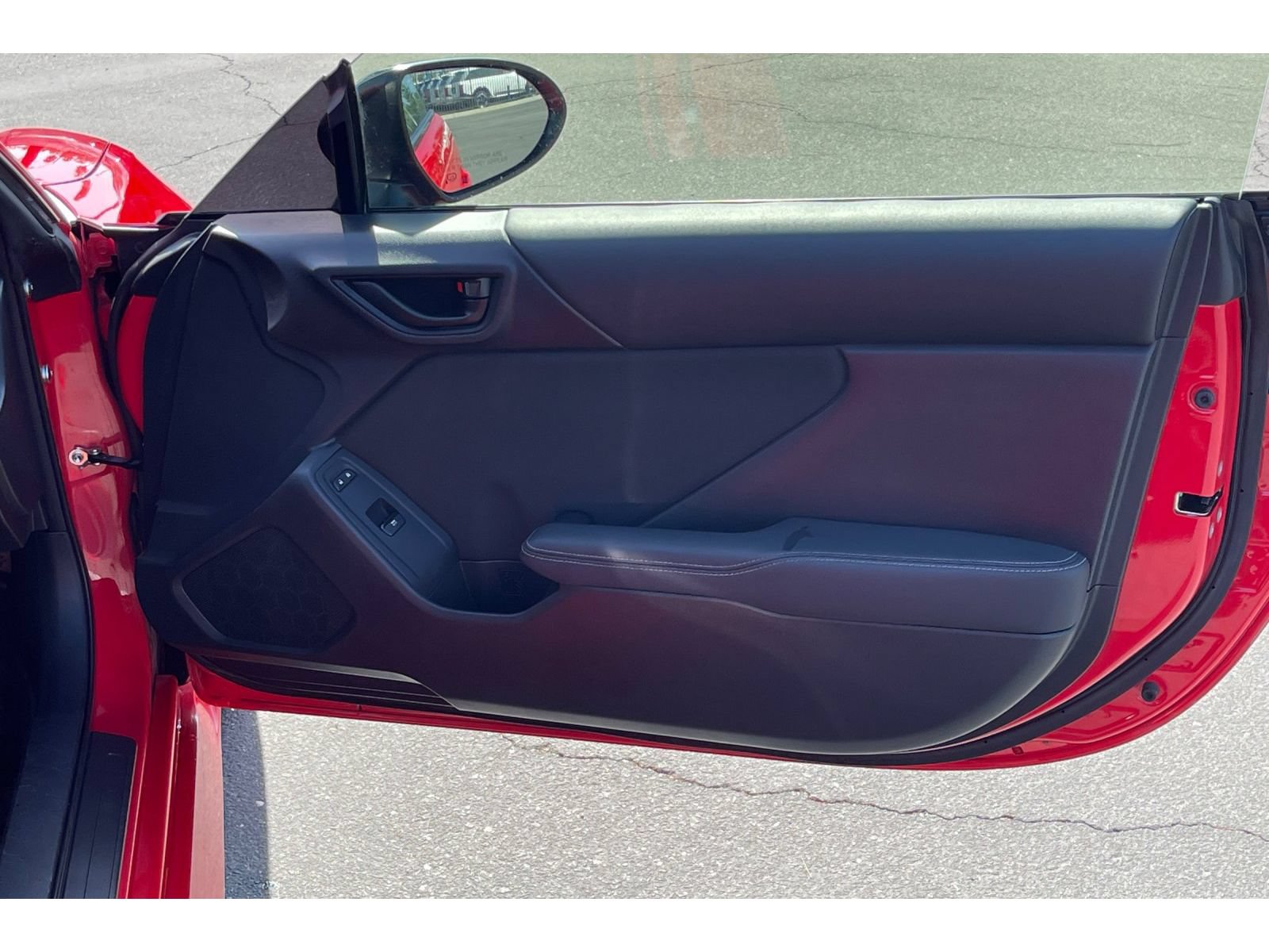 Used 2022 Toyota GR86 w/ ALL Weather Mat Package (TMS) RWD image 20