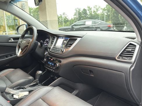 Used 2018 Hyundai Tucson Limited FWD image 16