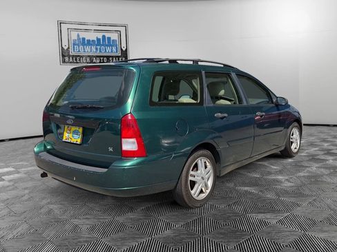 Used 2000 Ford Focus SE FWD image 6