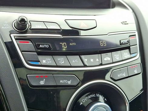 Certified 2025 Acura RDX SH-AWD image 16