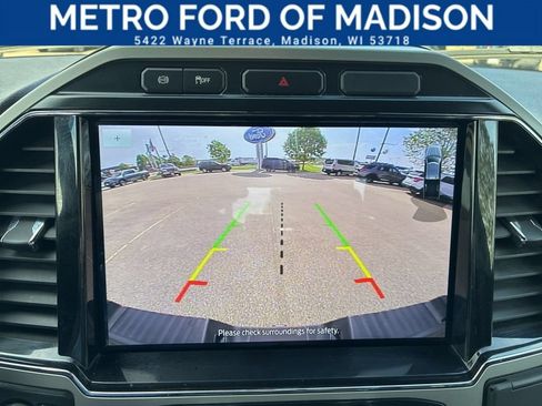 Used 2022 Ford F250 Lariat w/ Black Appearance Pkg AWD/4WD image 26