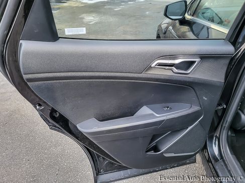 Used 2024 Kia Sportage LX image 22