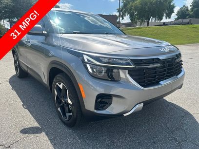Used 2024 Kia Seltos EX