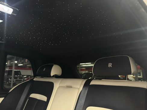 Used 2022 Rolls-Royce Cullinan image 25