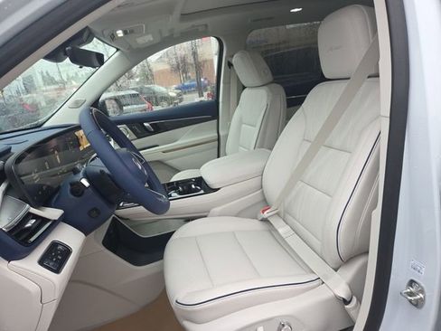 New 2026 Buick Enclave Avenir w/ Super Cruise Package image 15