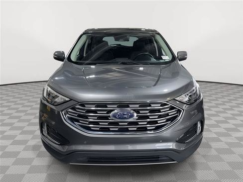 Certified 2024 Ford Edge Titanium AWD/4WD image 4