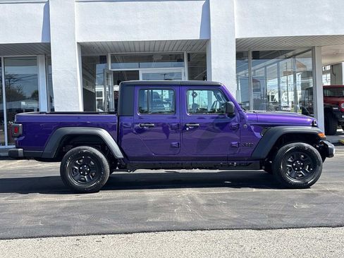 New 2026 Jeep Gladiator Sport image 6