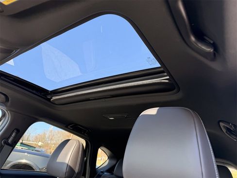 Used 2024 MAZDA CX-5 Signature image 17