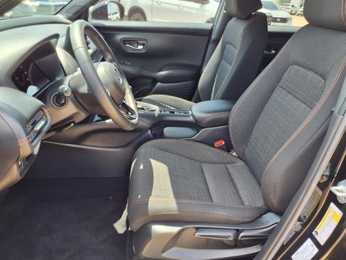 Used 2025 Honda HR-V Sport image 23