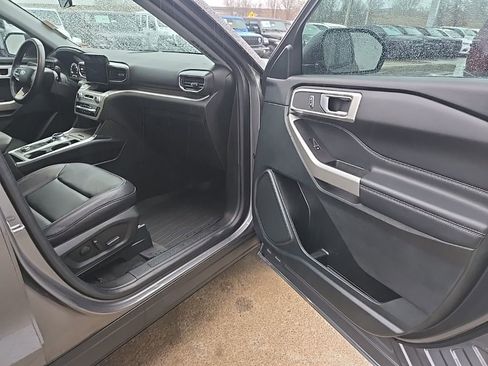 Used 2023 Ford Explorer XLT w/ Equipment Group 202A image 68