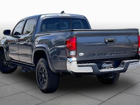 Used 2021 Toyota Tacoma SR5 RWD image 12