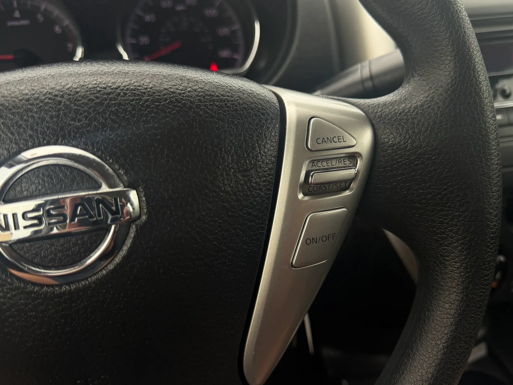 Used 2016 Nissan Versa SV FWD image 17
