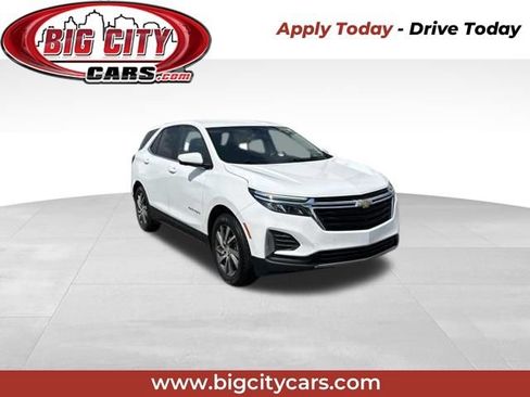 Used 2023 Chevrolet Equinox LT FWD image 1