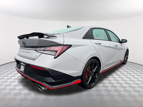 Used 2025 Hyundai Elantra N image 5
