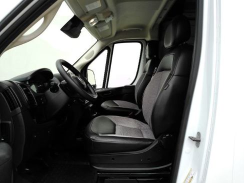 Used 2023 RAM ProMaster 2500 FWD image 18