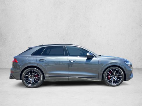Used 2021 Audi Q8 Prestige AWD/4WD image 4