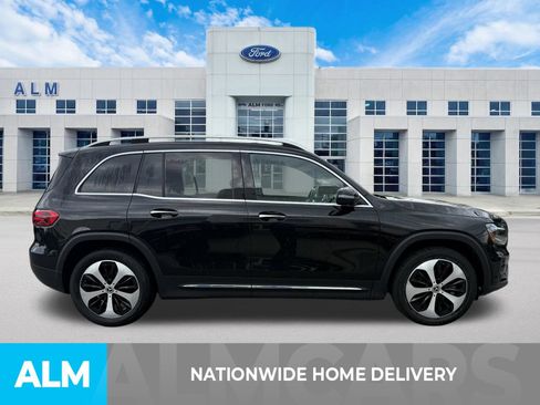 Used 2025 Mercedes-Benz GLB 250 image 4
