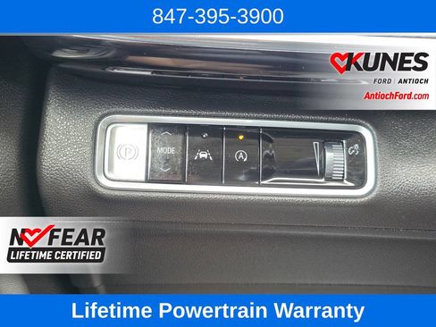 Used 2024 Buick Envision Preferred AWD/4WD image 40