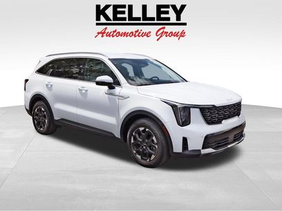 Used 2025 Kia Sorento S