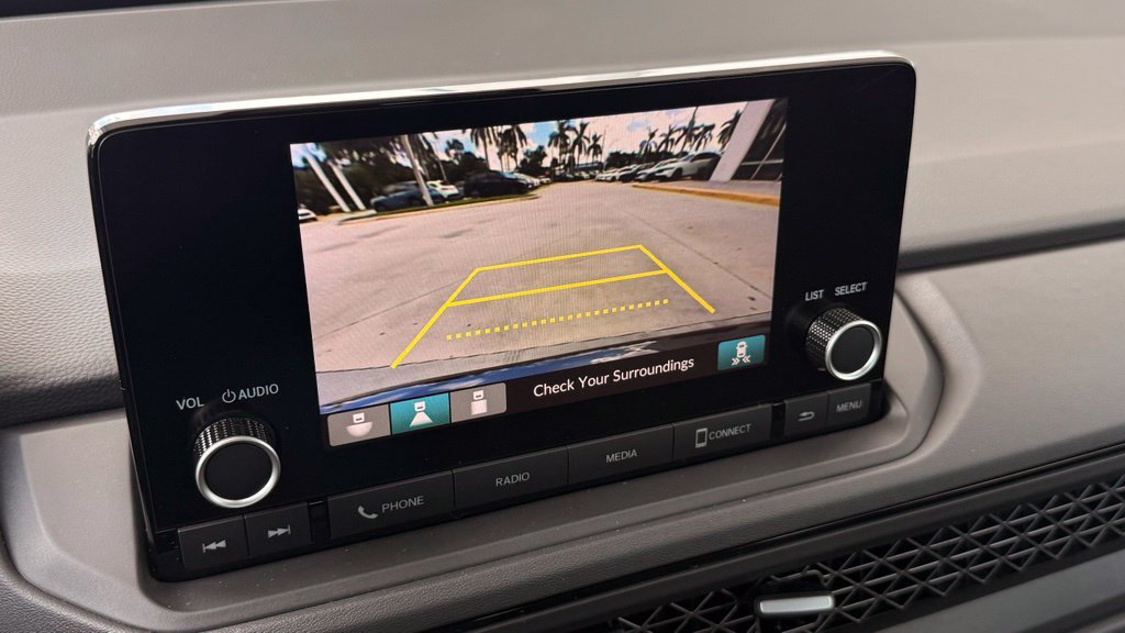 Used 2025 Honda Accord SE image 28
