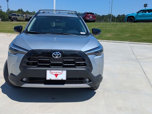 New 2026 Toyota Corolla Cross XLE AWD/4WD image 8