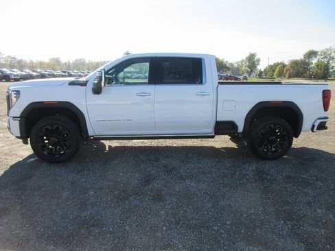 New 2026 GMC Sierra 2500 Denali Ultimate image 10