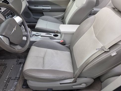 Used 2008 Chrysler Sebring Touring w/ Special Touring Group FWD image 11