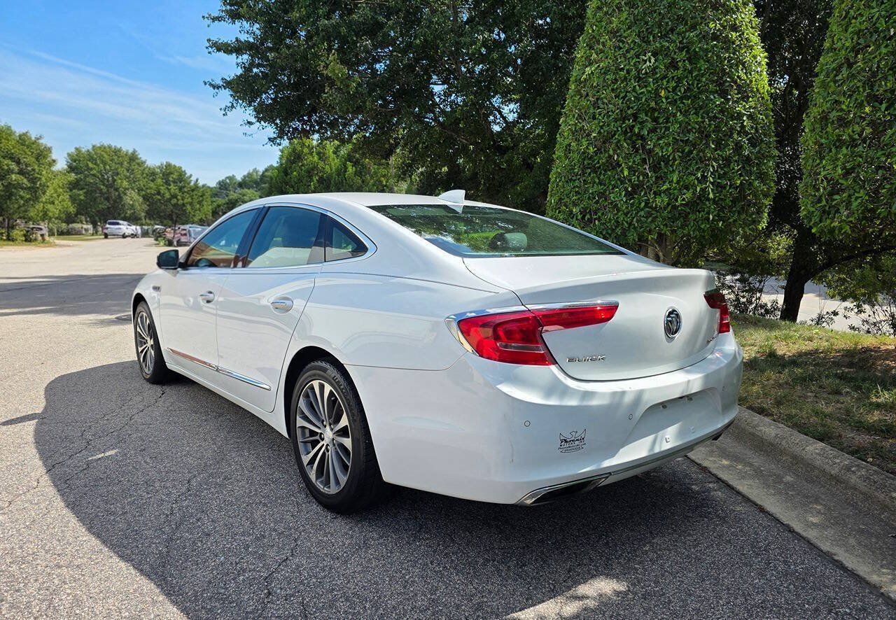Used 2018 Buick LaCrosse Essence FWD image 3