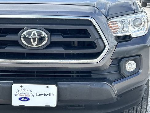 Used 2022 Toyota Tacoma SR5 image 9
