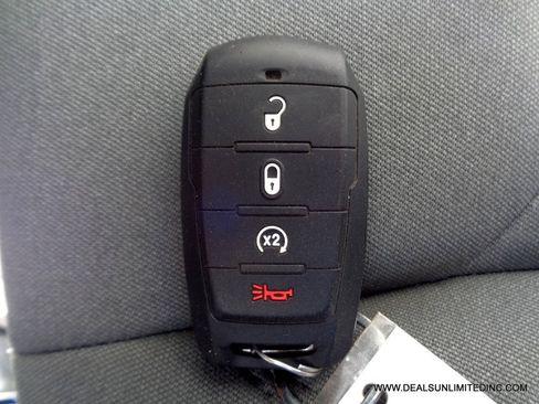 Used 2020 RAM 1500 Big Horn AWD/4WD image 27