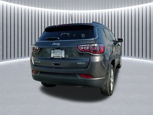 Used 2023 Jeep Compass Latitude AWD/4WD image 10