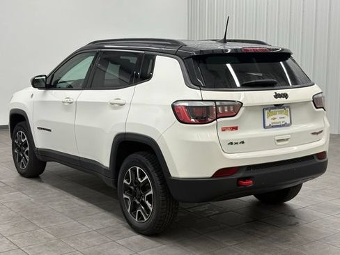 Used 2020 Jeep Compass Trailhawk AWD/4WD image 4