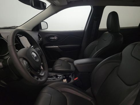 Used 2021 Jeep Cherokee Limited image 17