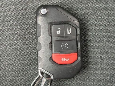 Certified 2025 Jeep Wrangler Unlimited Sahara w/ Safety Group image 35