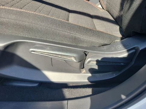 Certified 2023 Honda HR-V Sport image 39