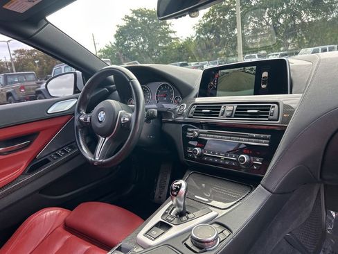 Used 2016 BMW M6 Convertible image 25