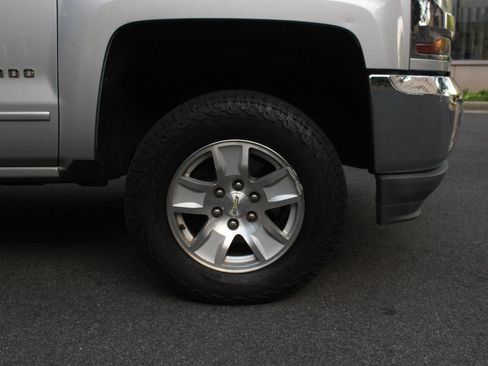 Used 2017 Chevrolet Silverado 1500 LT w/ All Star Edition RWD image 4