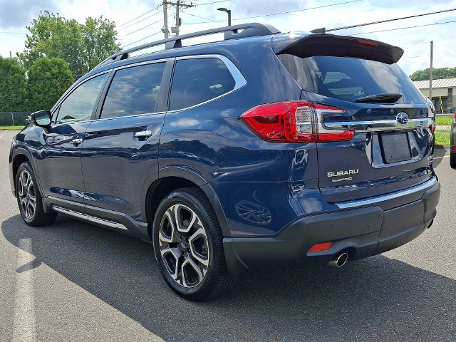 Used 2024 Subaru Ascent Touring AWD/4WD image 4