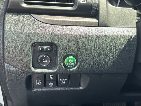Certified 2023 Honda Ridgeline Sport image 15
