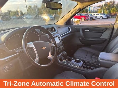 Used 2017 Chevrolet Traverse LT AWD/4WD image 13