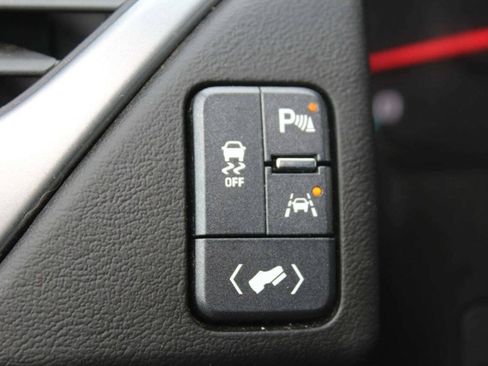 Used 2017 Chevrolet Suburban LT AWD/4WD image 32