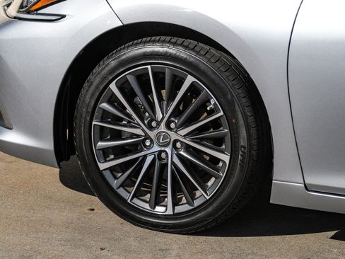 Used 2022 Lexus ES 350 w/ Premium Package image 53