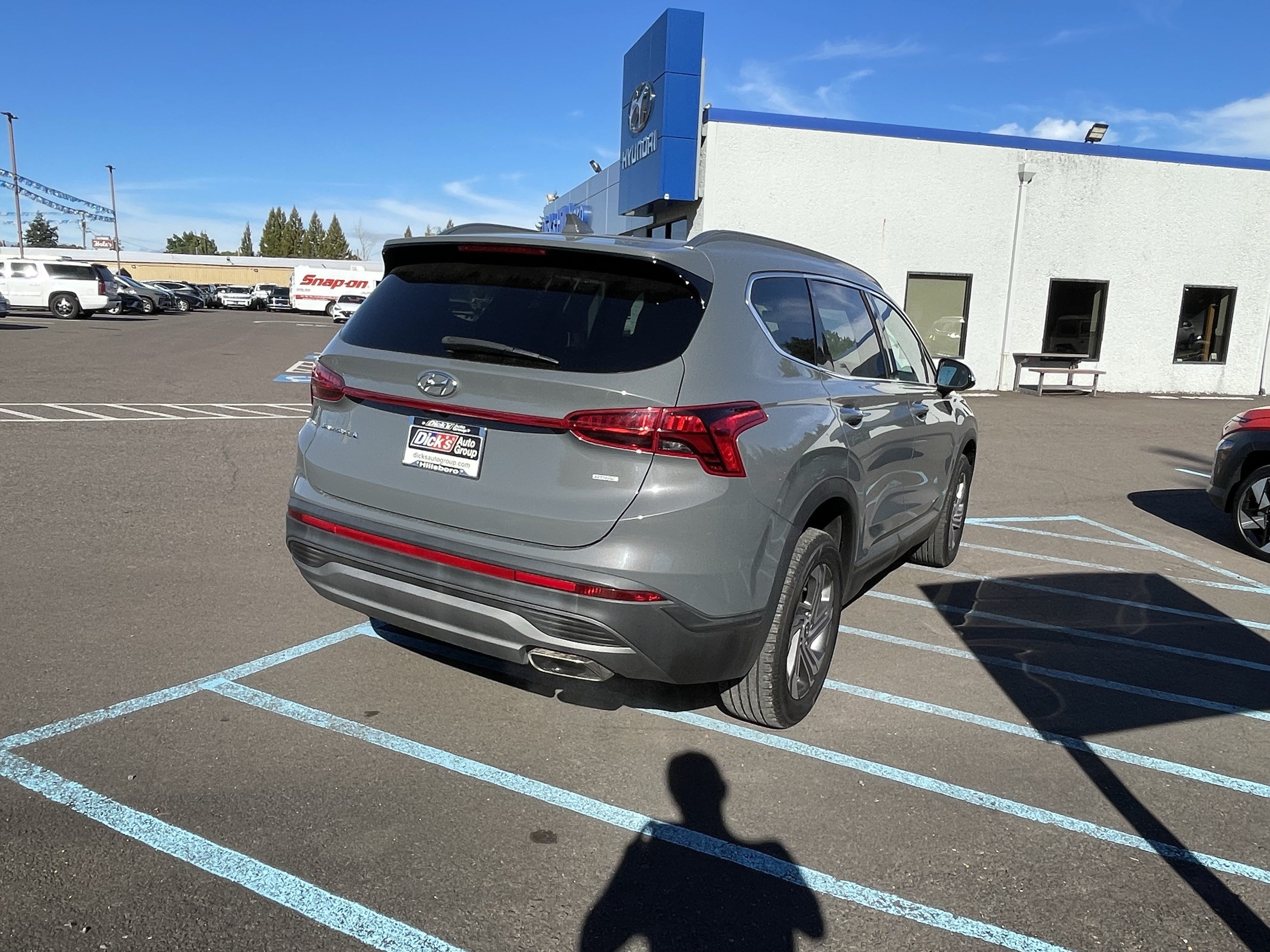 Used 2023 Hyundai Santa Fe SEL AWD/4WD image 5