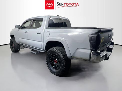 Used 2019 Toyota Tacoma SR5 image 6