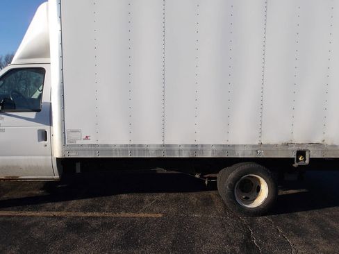 Used 2013 Ford E-350 and Econoline 350 Super Duty w/ Payload Pkg image 13