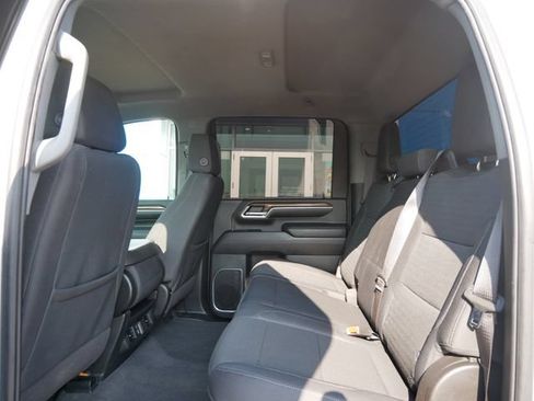 Used 2024 Chevrolet Silverado 2500 LT w/ Convenience Package AWD/4WD image 7